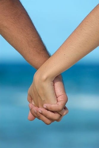 holdind_hands-1422