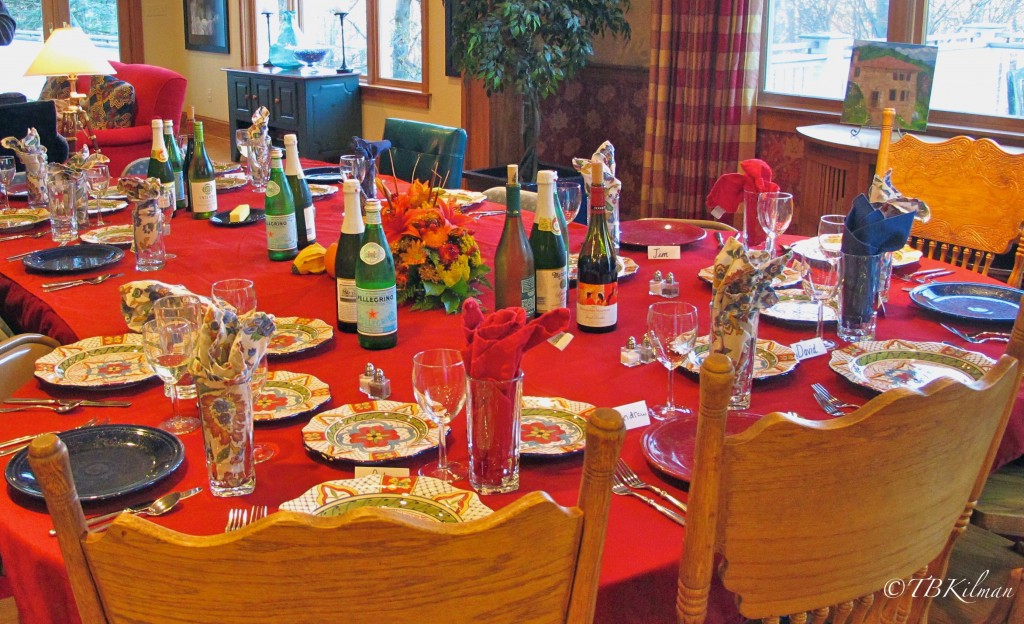 Thanksgiving Dinner Thanksgiving table setting, Thanksgiving flowers, Thanksgiving plates, Thanksgiving family dinner