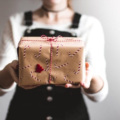 12 Last-Minute Holiday Gifts for Teens and College Kids
