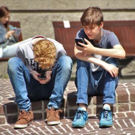 Parents and teens "talk" via text messages