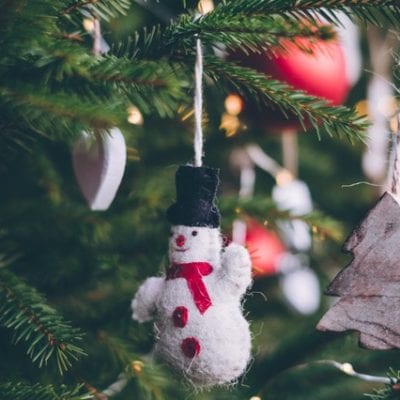 Holiday Gift Ideas for Teens: Fun, Popular, and Practical