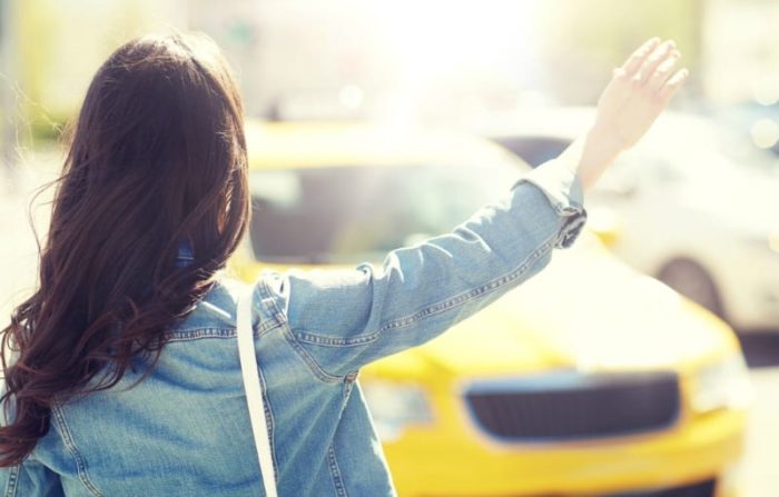Safety tips for teens using ride sharing services 