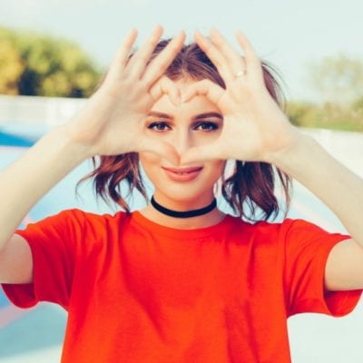 13 Body Positive Instagram Accounts That Make Teens Feel Great