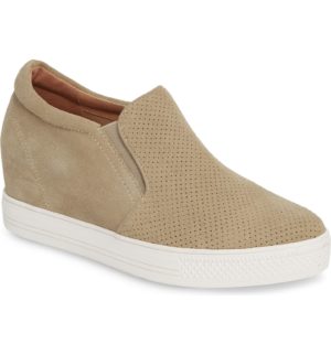 wedge sneaker 