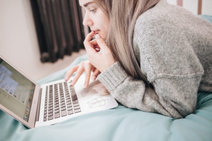 teen on laptop 