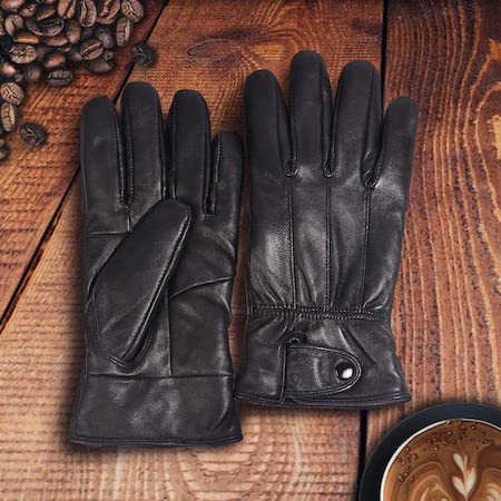 leather gloves 