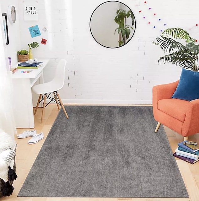 grey dorm rug