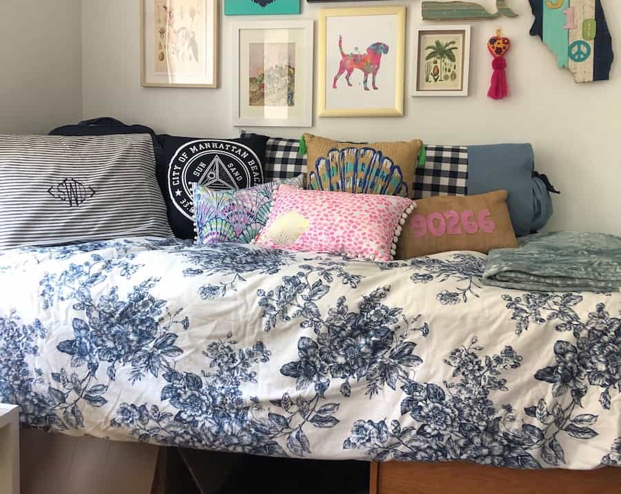 Dorm room appliances — Check with your campus on what to bring or not bring