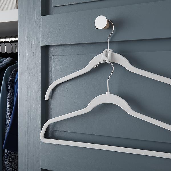 College Dorm Life Essentials - Ultra Thin Soft Grip Hangers - Pack of 25  Gray Velvet Hangers