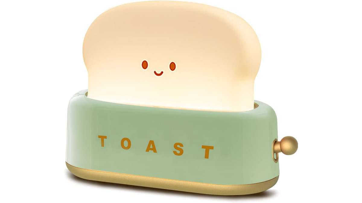 Cool gifts for teens: Toast lamp