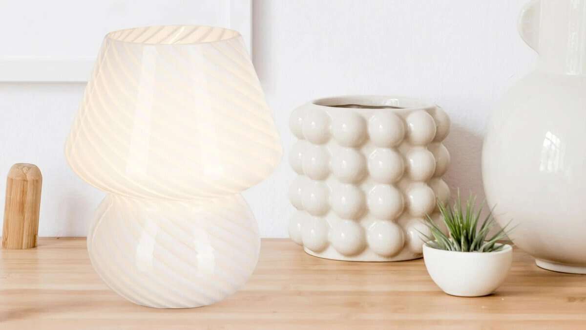 Stylish Dorm Decor at Walmart: Mushroom Lamp 