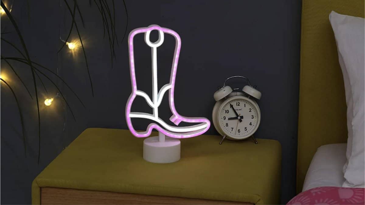 Neon cowboy boot light